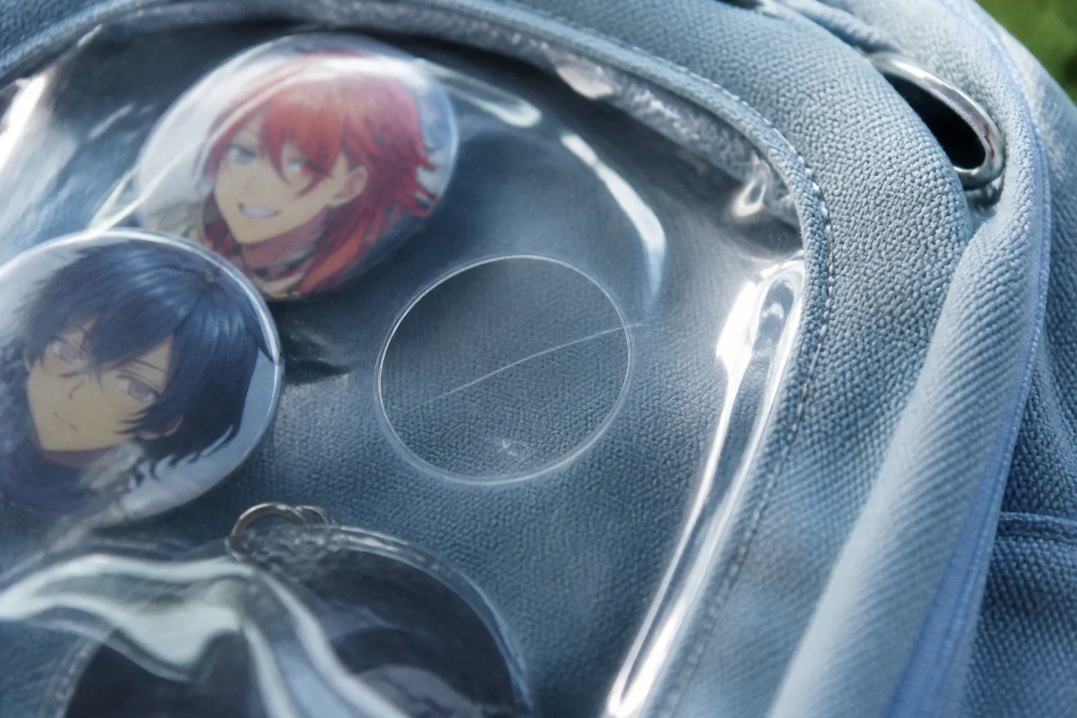 Itabag : la fenêtre en PVC abîme-t-elle les badges ?